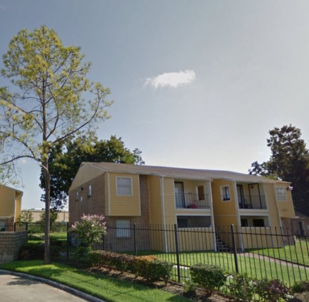 Crossings at Willow Bend Apartments Houston Texas