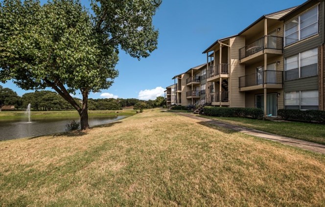 Westdale Hills Muirfield Village Apartments Euless Texas