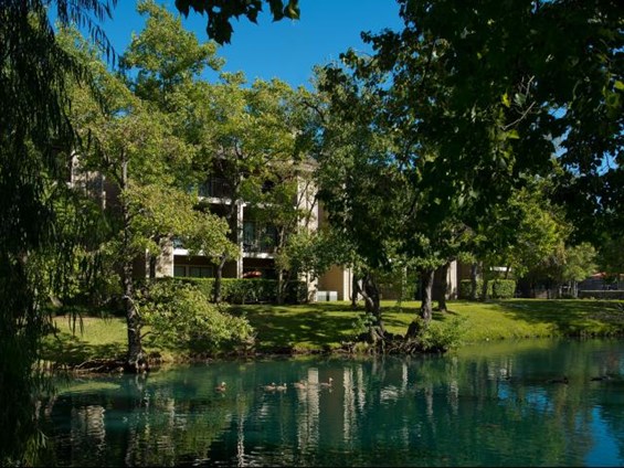 Foundations at River Crest Apartments Sugar Land Texas