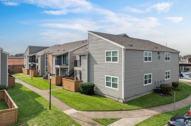 Apollo Palms Apartments Seabrook Texas