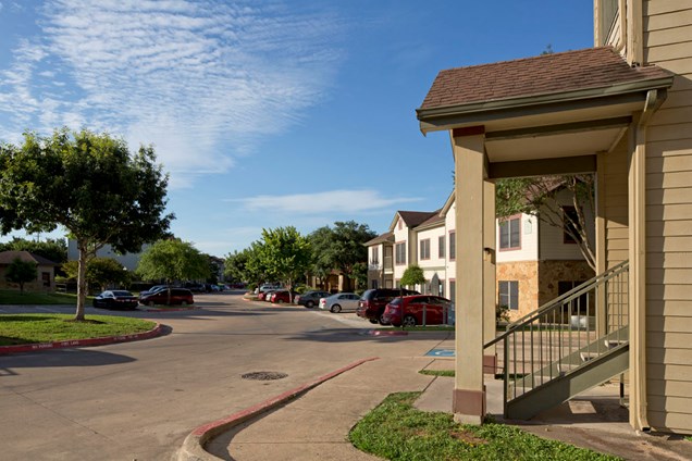 Southwest Trails Apartments Austin Texas