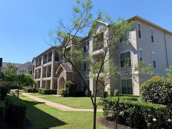 Discovery at Mandolin Apartments Houston Texas