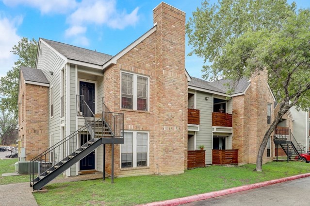 Brook Apartments New Braunfels Texas