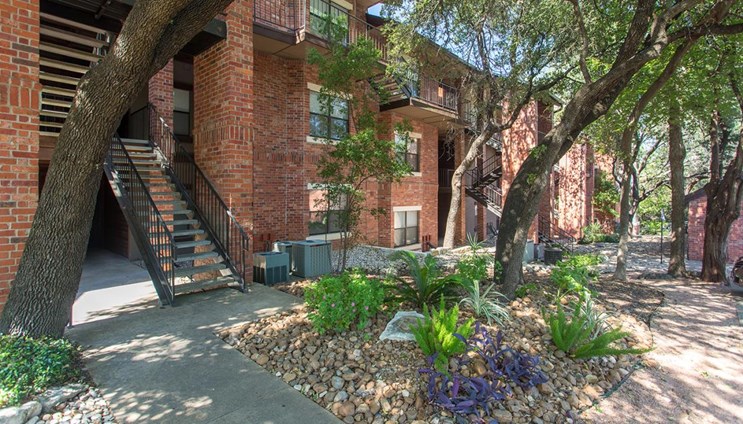 Hardrock Canyon Apartments Austin Texas
