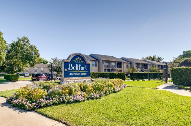 Bellfort I & II Apartments Houston Texas