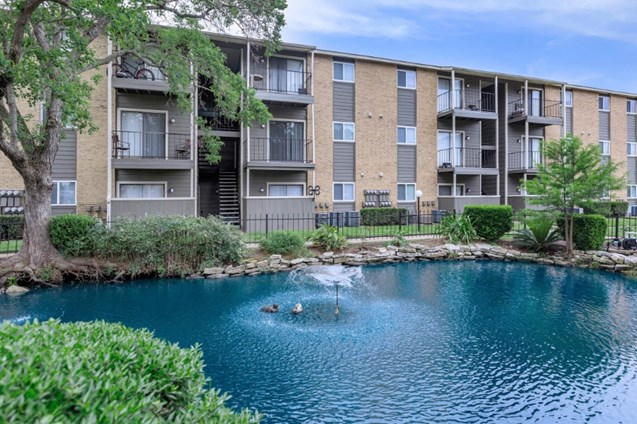 Edgewood Apartments Sealy Texas