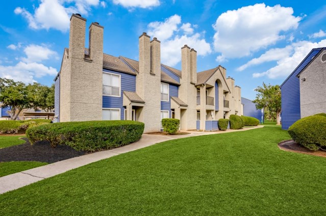 Oakgate at Pecan Grove Apartments Richmond Texas