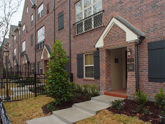 Alto Highland Park Brownstones Apartments Dallas Texas