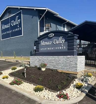 Monaco Valley Apartments Dallas Texas