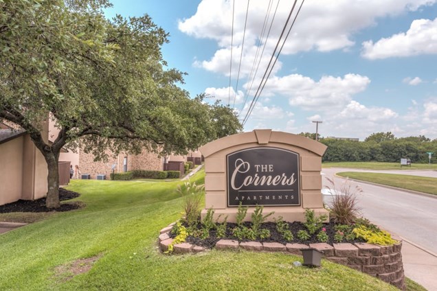 Corners Apartments Desoto Texas