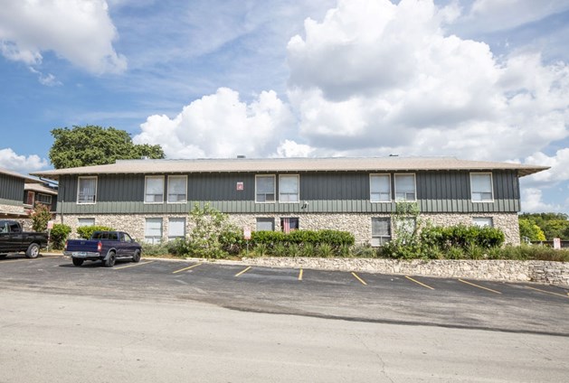 Cache at Oak Hills Apartments San Antonio Texas