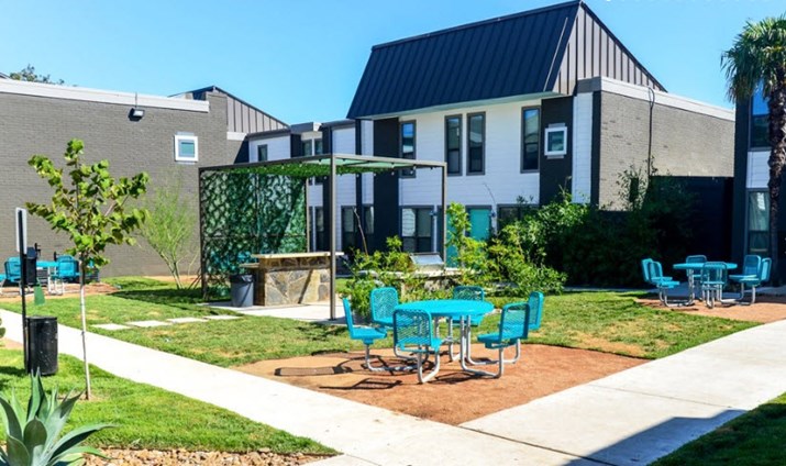 Mesh I Apartments Austin Texas