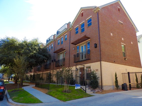 Hartford I Apartments Dallas Texas