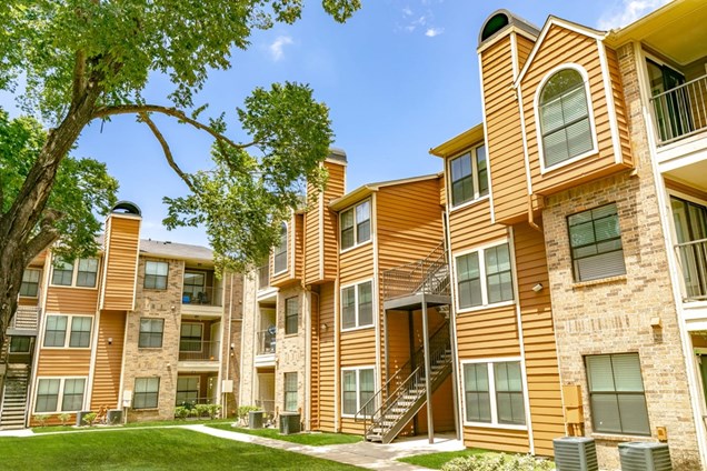Life at Grand Oaks Apartments Houston Texas