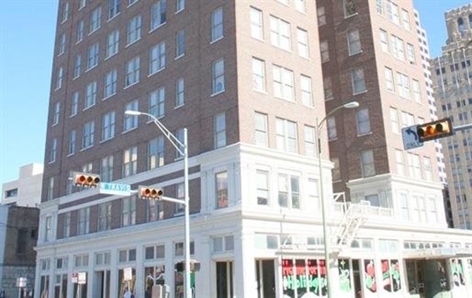 Robert E Lee Apartments San Antonio Texas