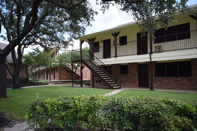 Castle Hill Apartments Sherman Texas