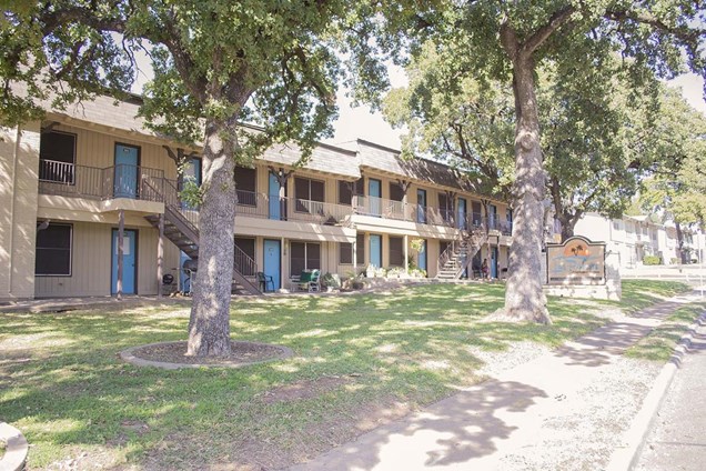 Las Palmas Apartments Irving Texas
