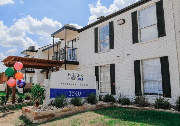 FifteenForty Apartments Dallas Texas