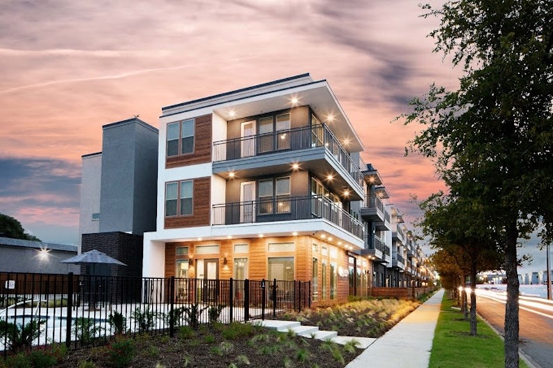 Magnolia at West Lemmon Dallas 1350+ for 1 & 2 Beds