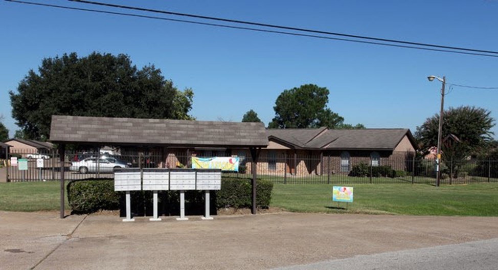 Pine Meadows Apartments
