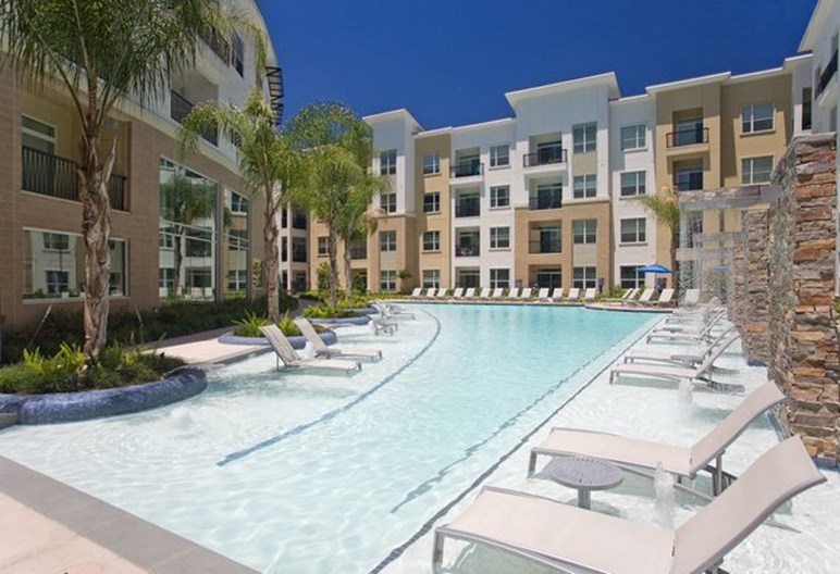 Domain at City Centre Houston 1734+ for 1, 2 & 3 Beds