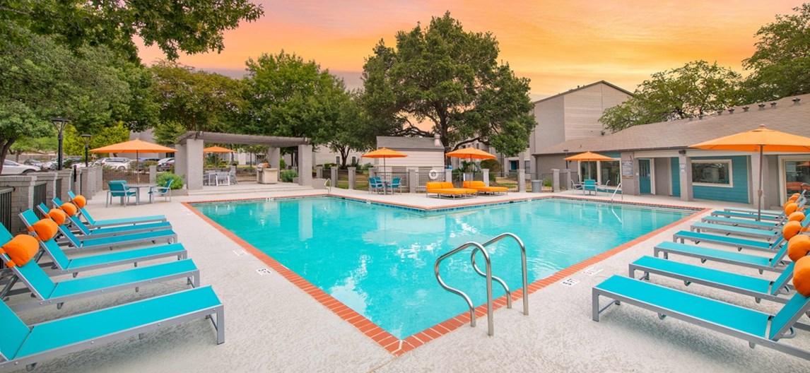 MAA East Austin Apartments 1058+ for 1 & 2 Bed Apts