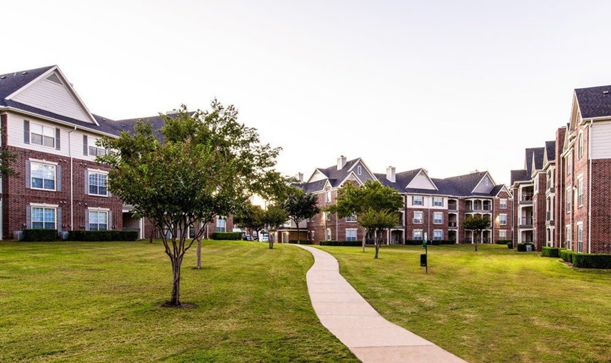 Marquis at Silver Oaks Apartments