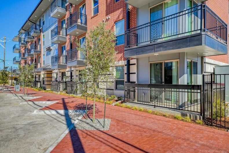 @15th Apartments