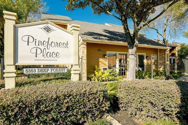 Pineforest Park Houston - $685+ for 1, 2, 3 & 4 Bed Apts