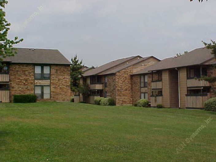 Pleasant Run Lancaster 785+ for 1 & 2 Bed Apts
