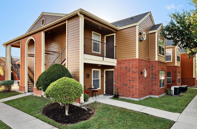Country Oaks Apartments
