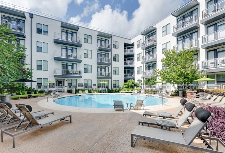 MAA South Lamar Austin 1565+ for 1 & 2 Bed Apts