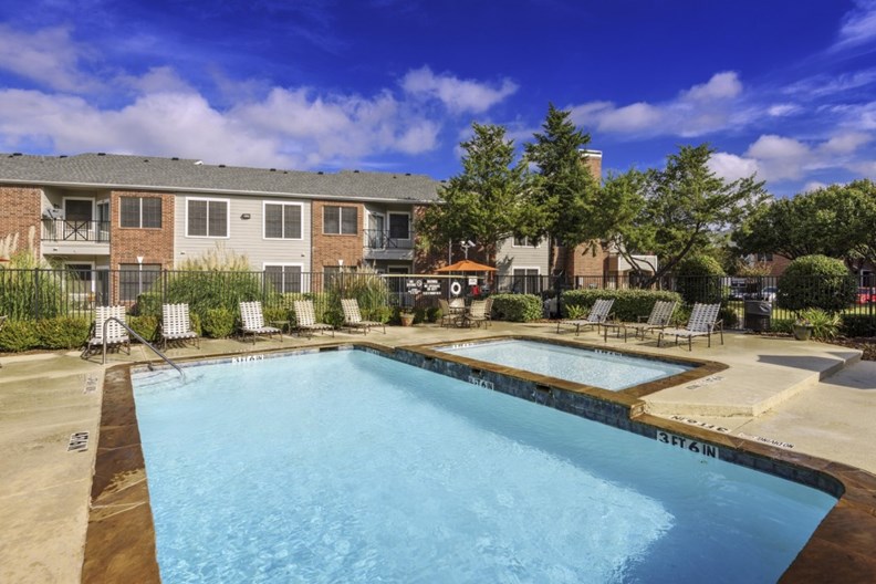 Meadows at North Richland Hills 1589+ for 2, 3 & 4 Beds