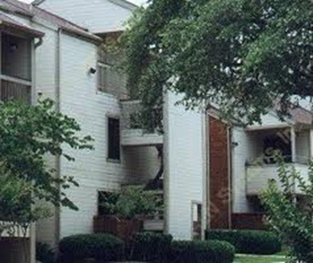 Westgate Apartments Austin - $1225+ for 2 & 3 Bed Apts