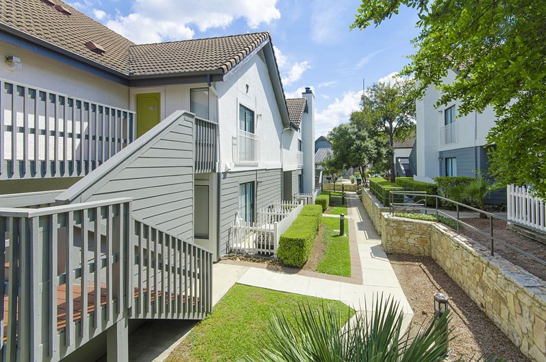 Edge Studio San Antonio View Floorplans, Photos & More