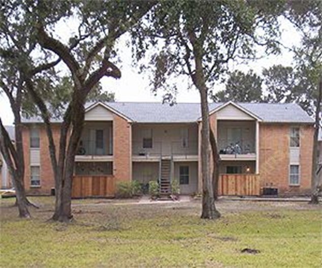 Avana Villas Apartments Sweeny 775+ for 1 & 2 Bed Apts