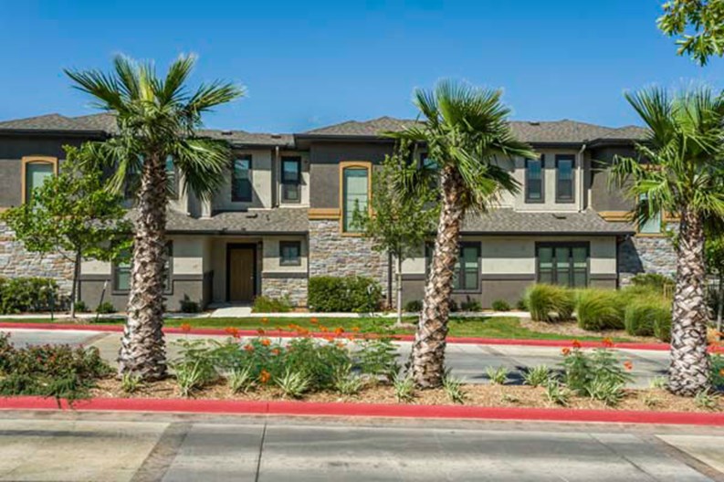 Villas at Mira Loma Apartments