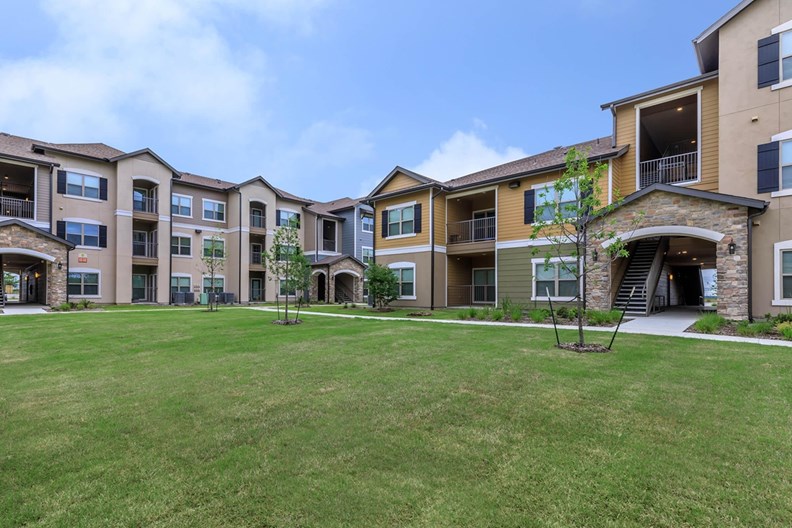 Cypress Creek at Hazelwood Street Apartments