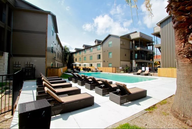 Collection Lady Bird Lake Apartments