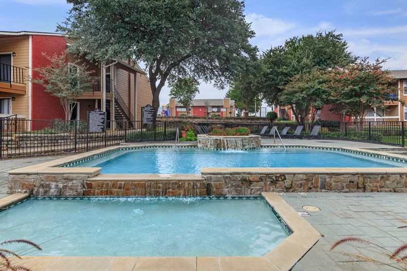 Northgate Apartments Irving - $850+ for 1 & 2 Bed Apts