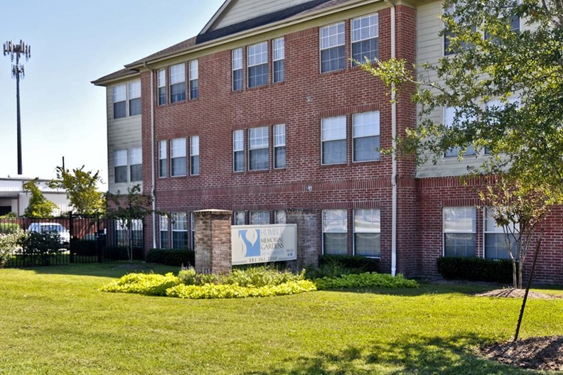 Humble Memorial Gardens Apartments