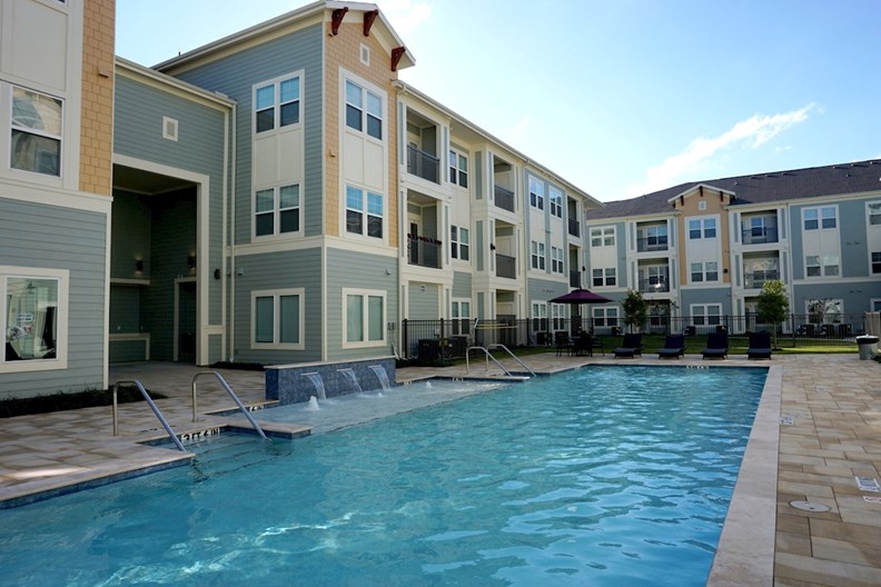Broadway Apartments Houston $1119  for 1 2 Bed Apts