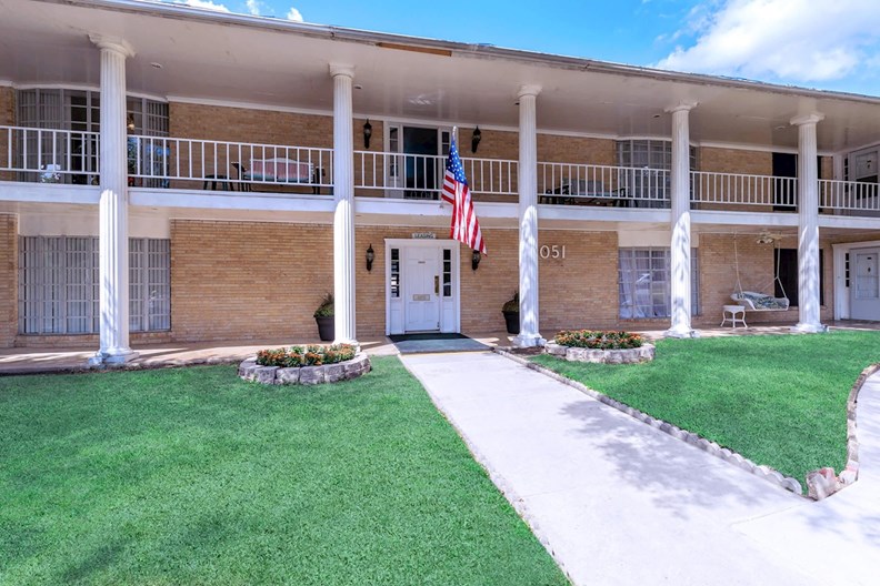 Tara Apartments