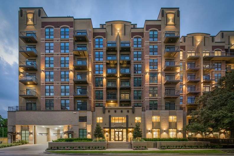 10X Living Heights Waterworks Houston 1716+ for 1 & 2 Beds