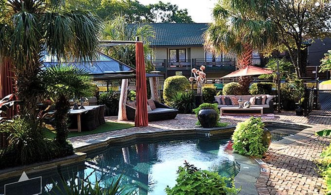 Verandah Flats - Pool - Photo 3 of 37