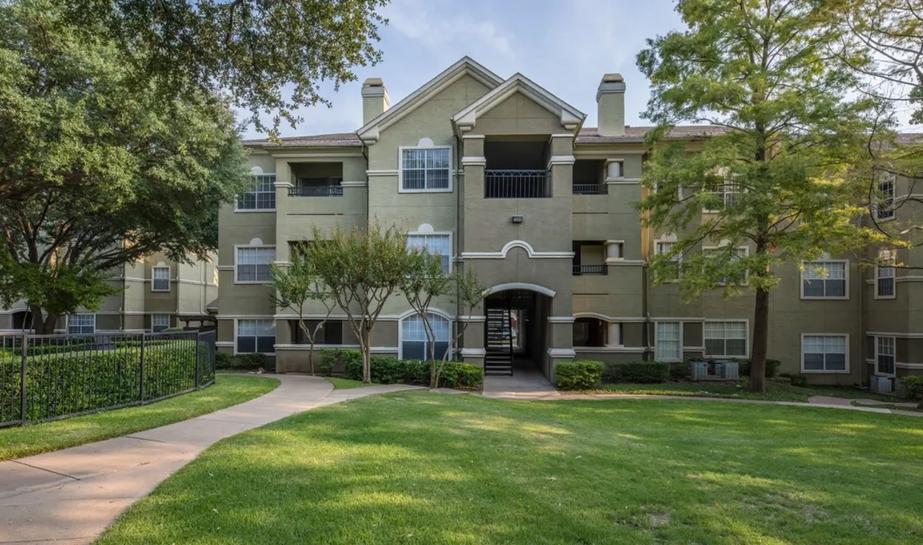 Sonterra at Buckingham - Richardson, TX - Photo 1 of 12