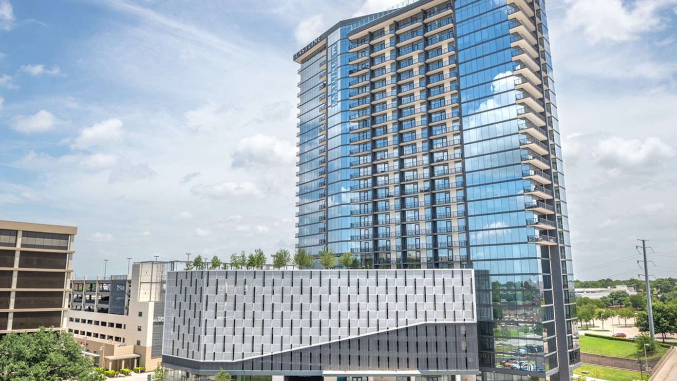 Eastline - Dallas, TX - Photo 1 of 30
