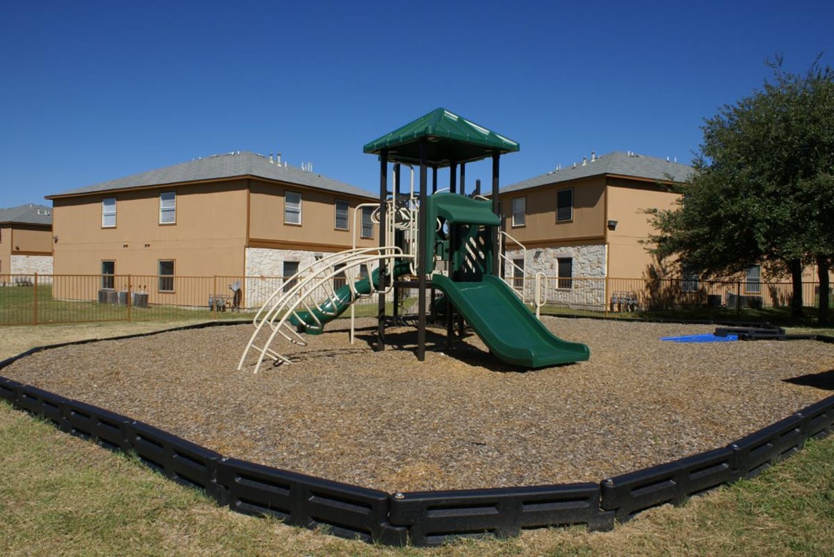Huntington Meadows - Playground - Photo 3 of 3