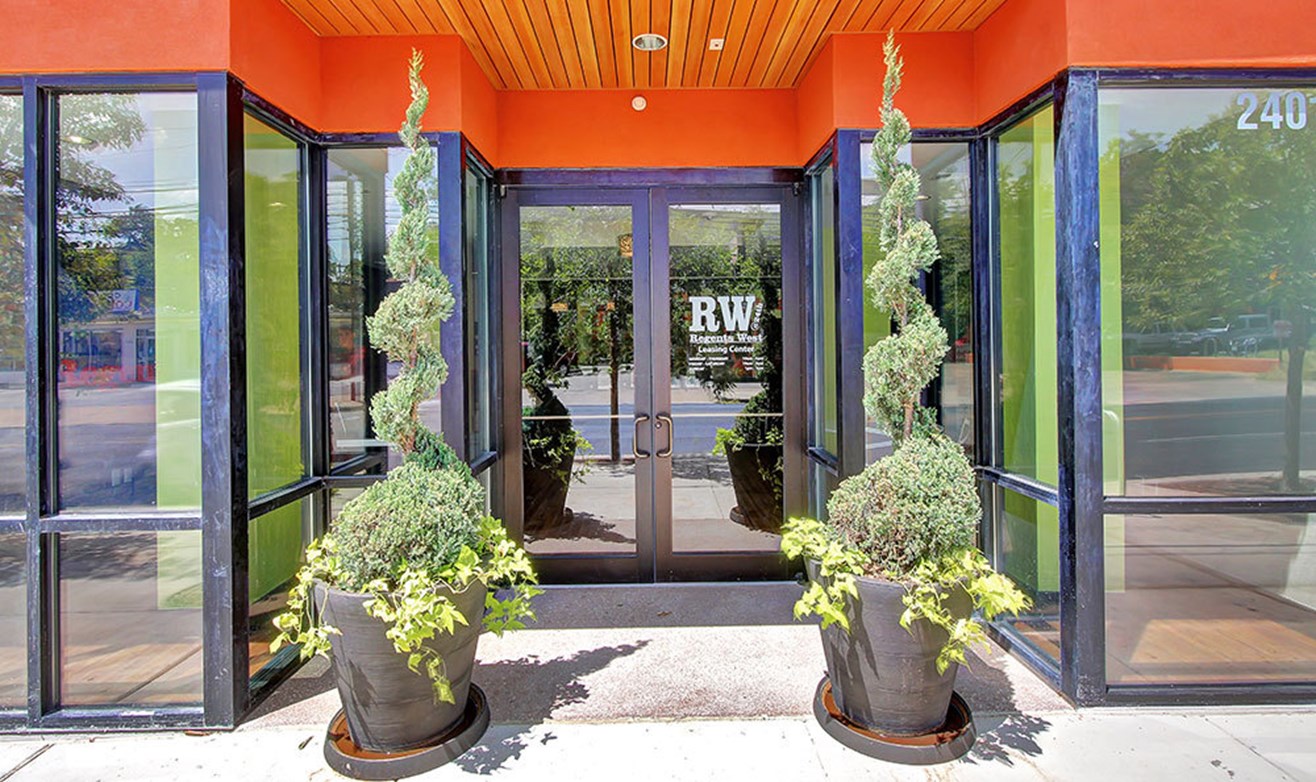 Regents West at 24th - Entrance - Photo 3 of 13
