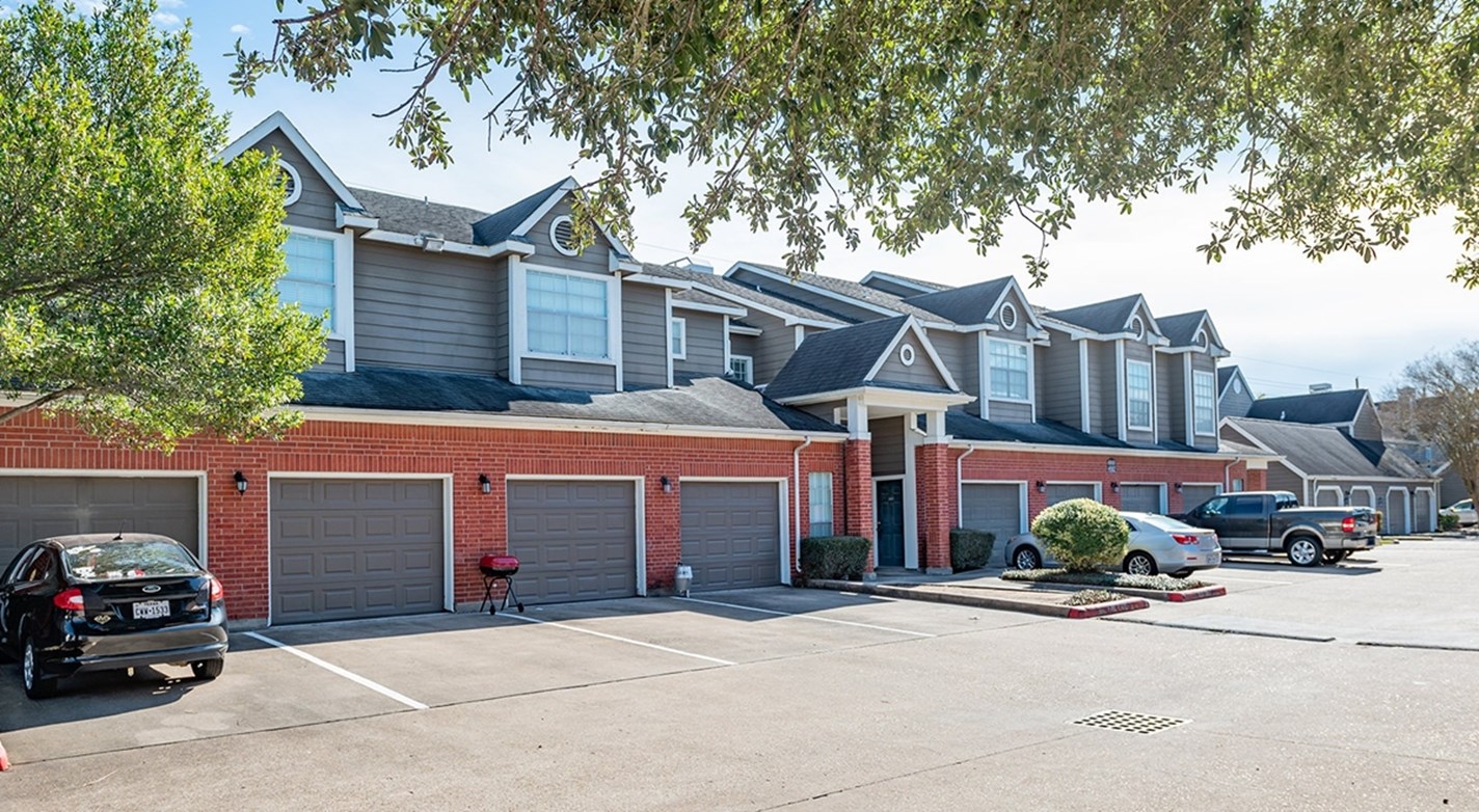 Gentry - Houston, TX - Photo 1 of 14